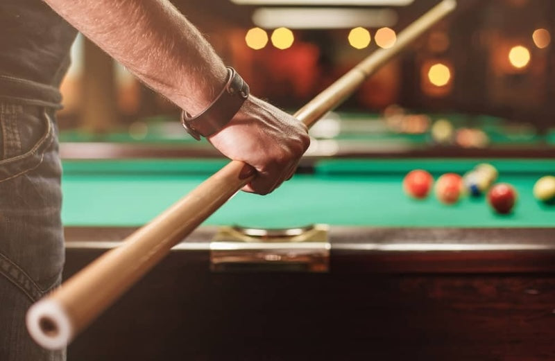 how to choose a pool cue