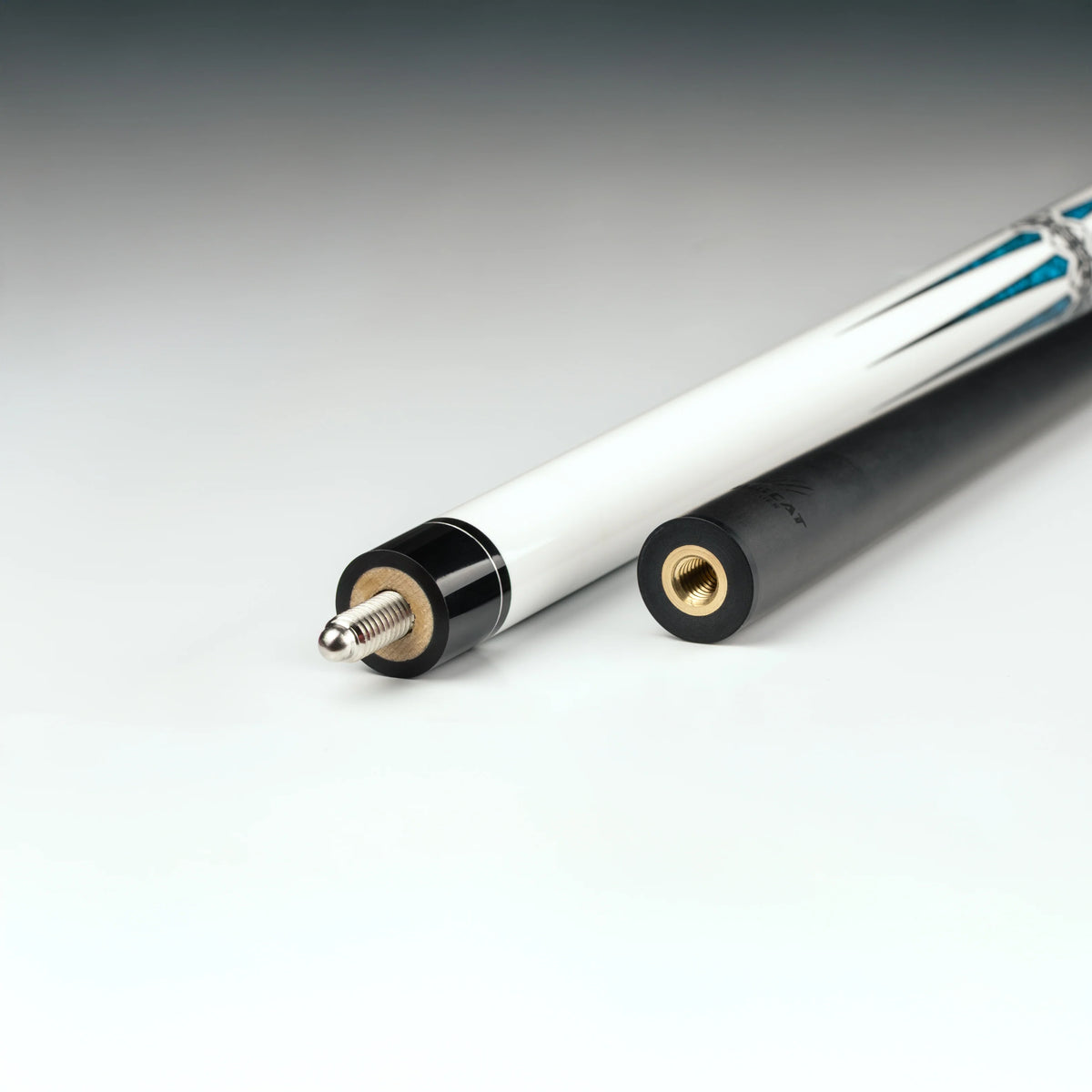 Mondo Carbon White/Aqua Teal Cue