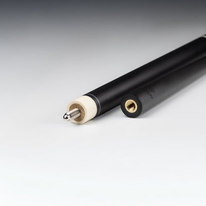 Big Cat Carbon Gold I Cue